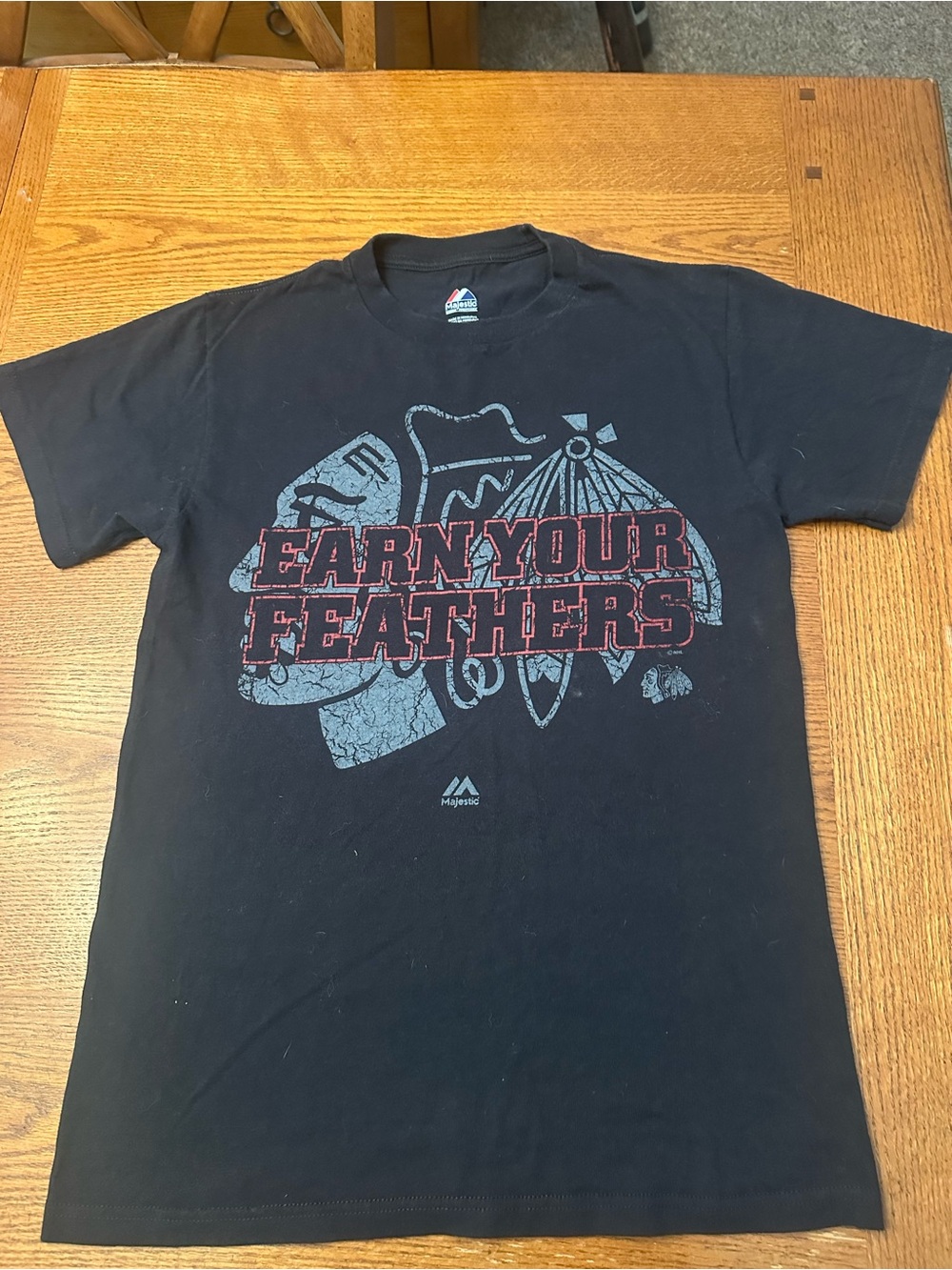 Majestic Chicago Blackhawks ‘Earn Your Feathers' T-Shirt size S